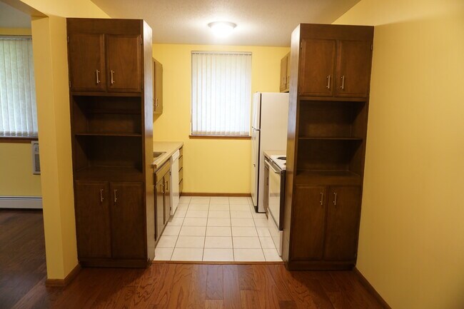 Foto del edificio - 354 Elton Hills Dr NW