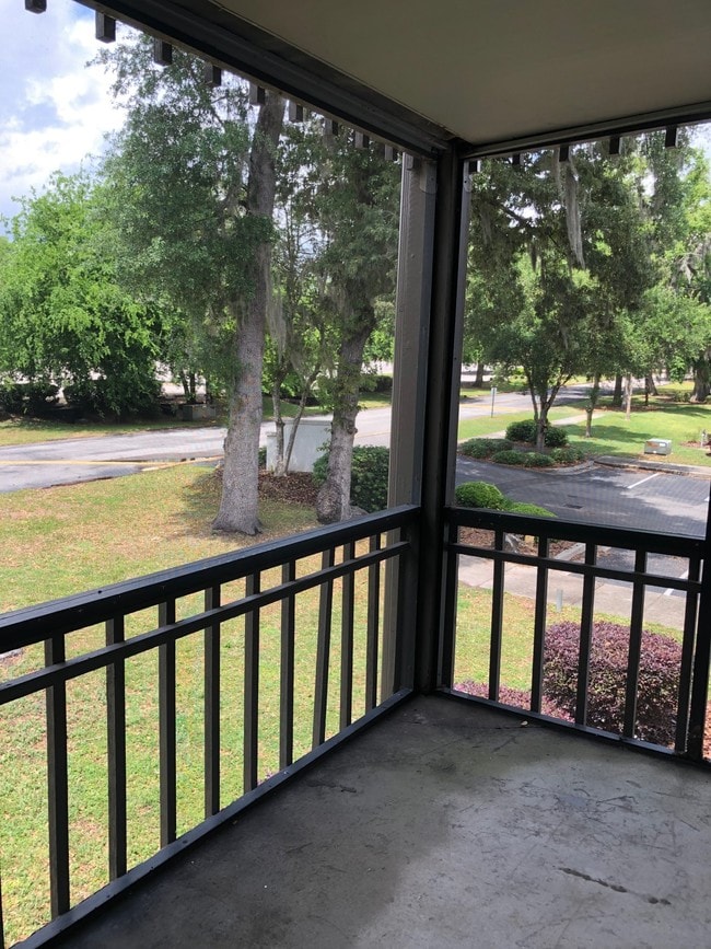 6519 W Newberry Rd, Gainesville, FL 32605 Townhouse for Rent in