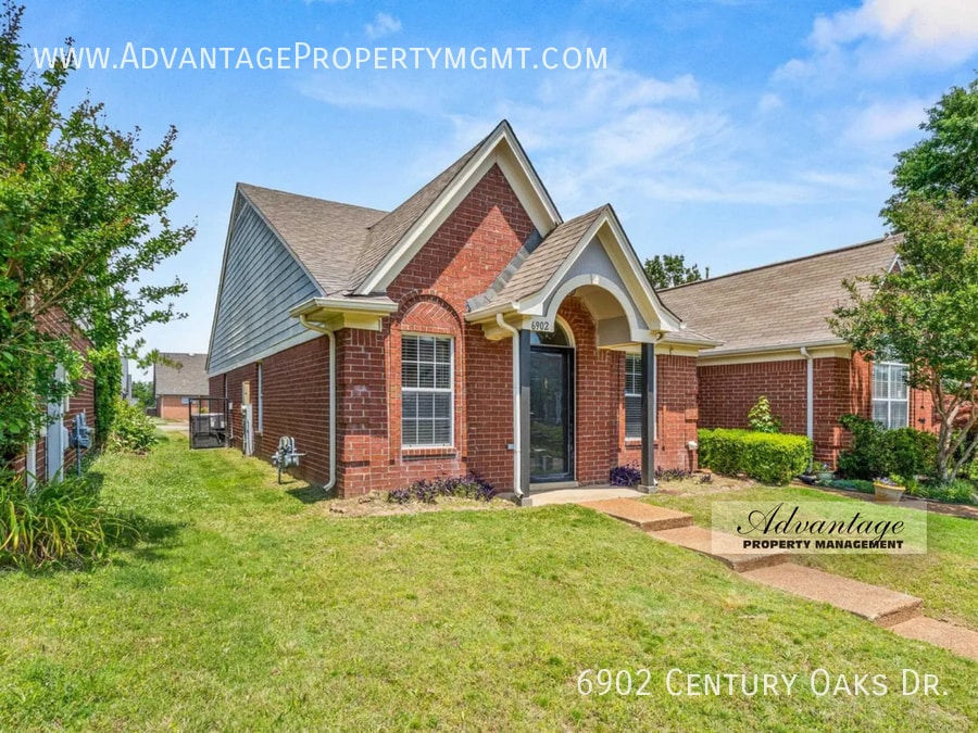 Photo - 6902 Century Oaks Dr.-