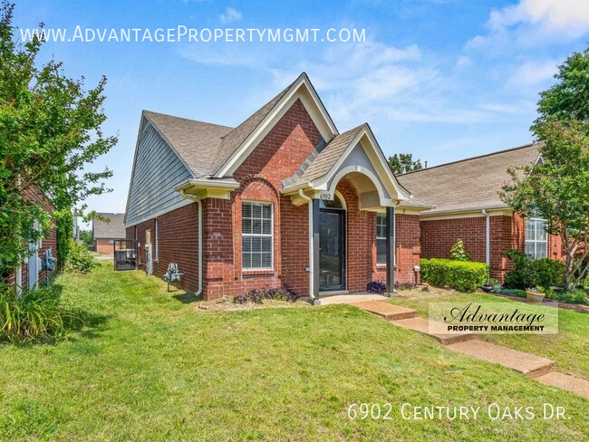Building Photo - 6902 Century Oaks Dr