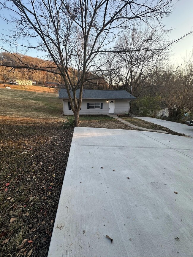 Building Photo - 408 Hassler Mill Rd