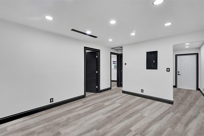 Foto del edificio - 5310 NW 16th St