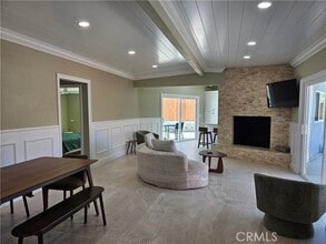 Building Photo - 44250 Russell Ln