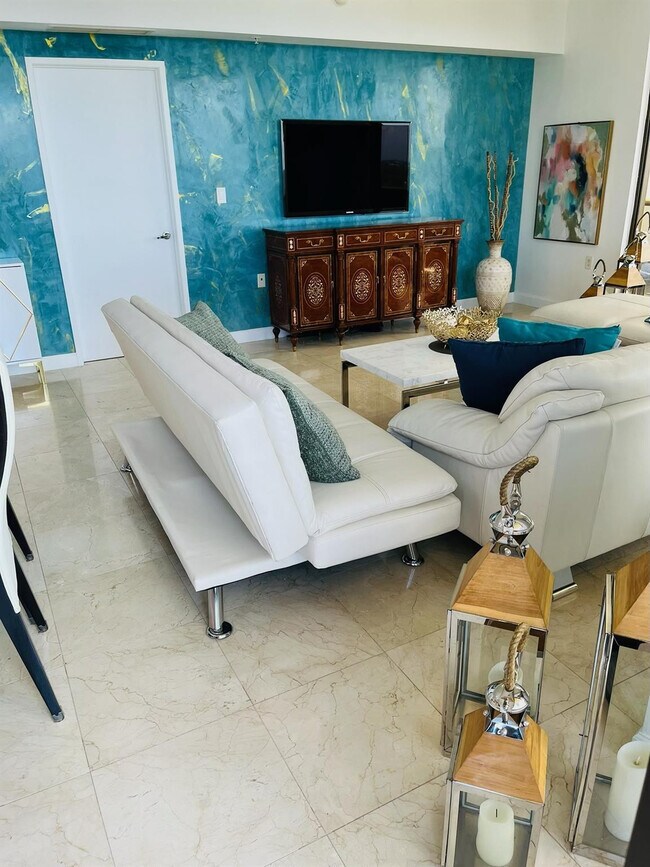 Foto del edificio - 16275 Collins Ave