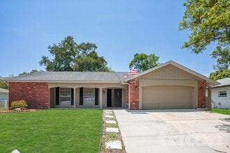 Building Photo - 13005 Willoughby Ln