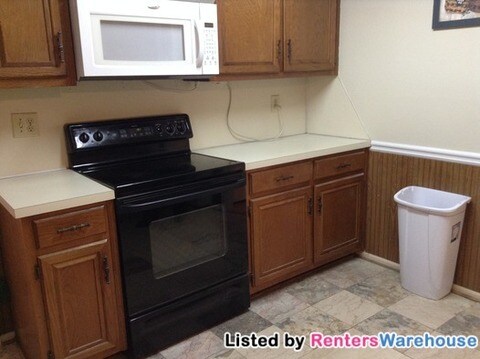 Foto del edificio - 723 Twin Brooks Ct SE