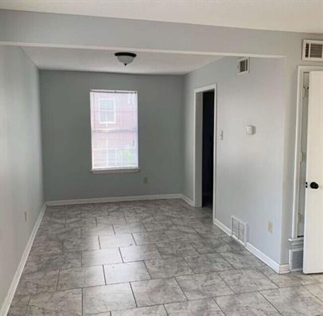 Foto del edificio - 42 N Claybrook St