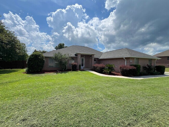 Foto del edificio - Backyard Paradise in Gated Cottonwood!