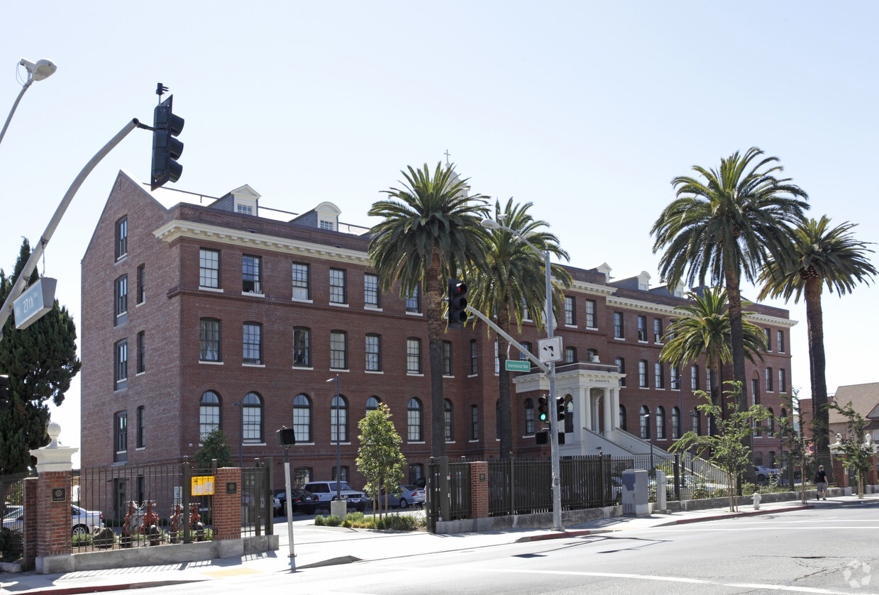 Foto del edificio - St. Joseph’s Senior Apartments