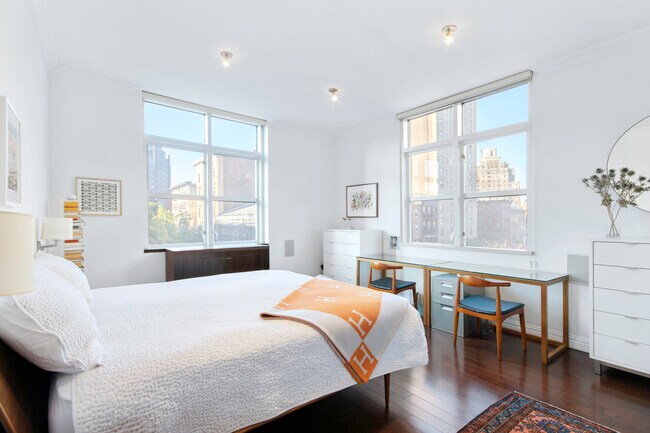Foto del edificio - 88 Washington Pl