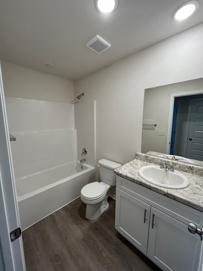 Foto del edificio - 2598 E Meramec St