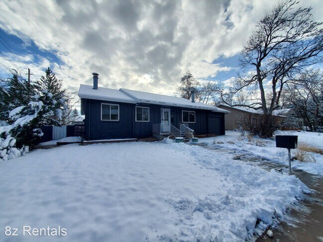 Building Photo - 5 br, 2 bath House - 1885 Del Rosa Ct