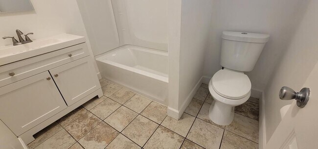 Foto del edificio - 212 12th Ave