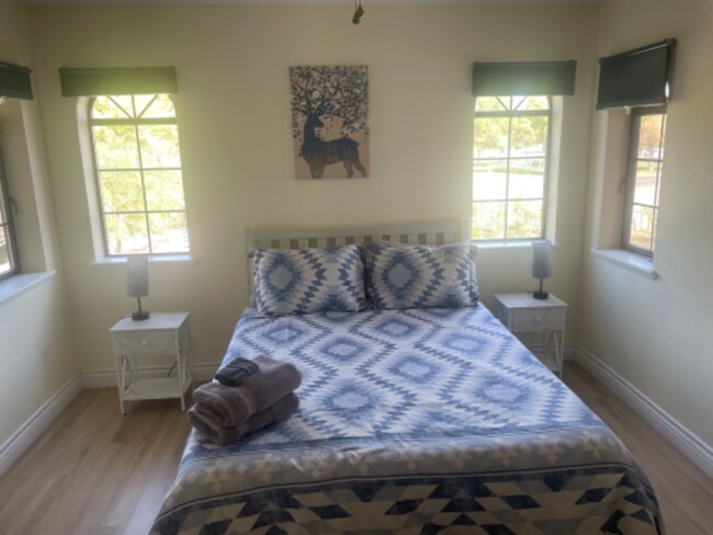 Foto del edificio - 6681 Tara Ave