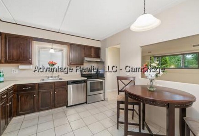 Foto del edificio - 148 Marble St