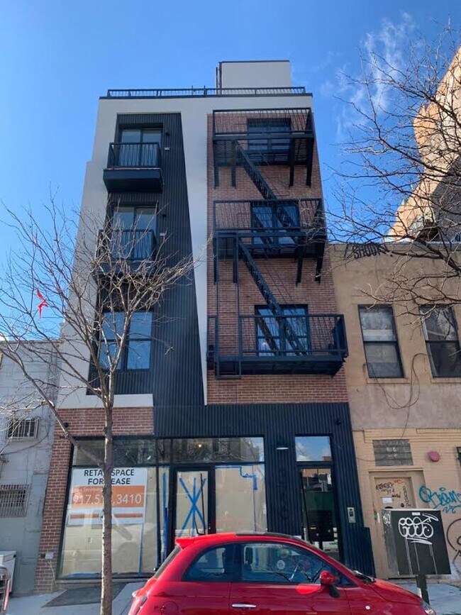 Foto del edificio - 376 Bedford Ave