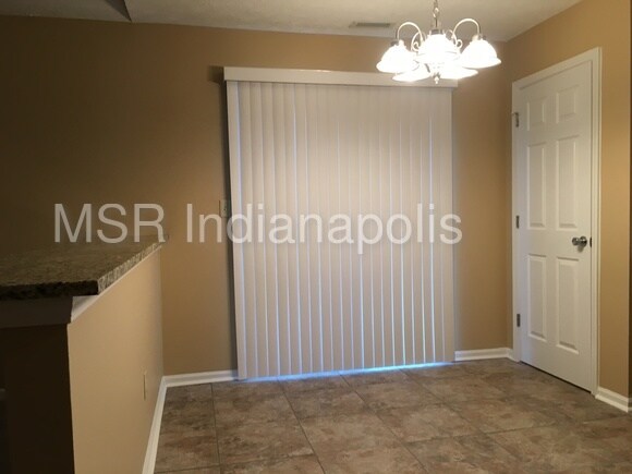 Building Photo - 2940 Greenview Way