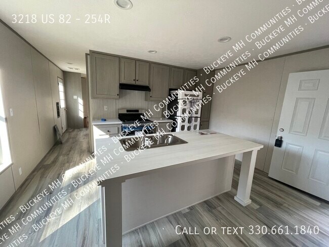 Building Photo - 3218 US 82-254R