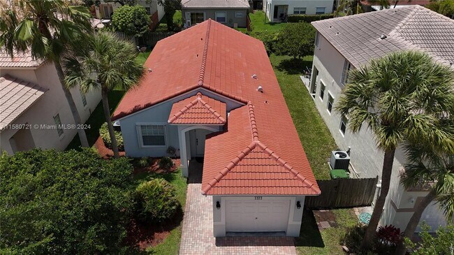 Building Photo - 1272 NW 170th Terrace