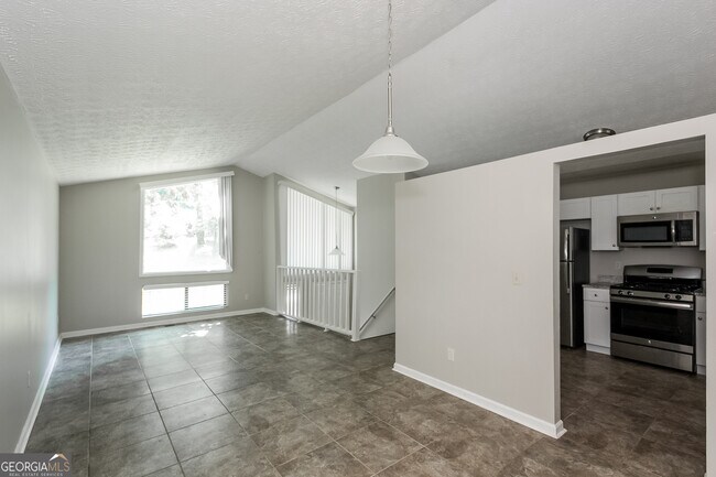 Foto del edificio - 4071 Chimney Ridge Way