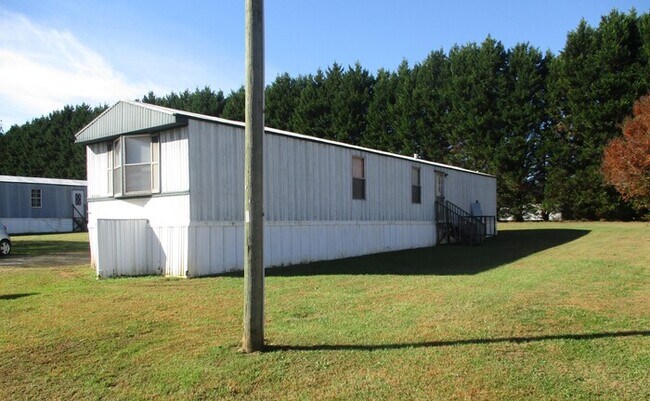 Foto del edificio - 133 Cypress Ln