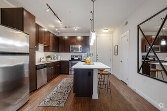1BR, 1BA - 743SF - Kitchen - Burnet Flats