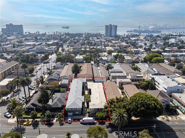 Foto del edificio - 1418 E 3rd St