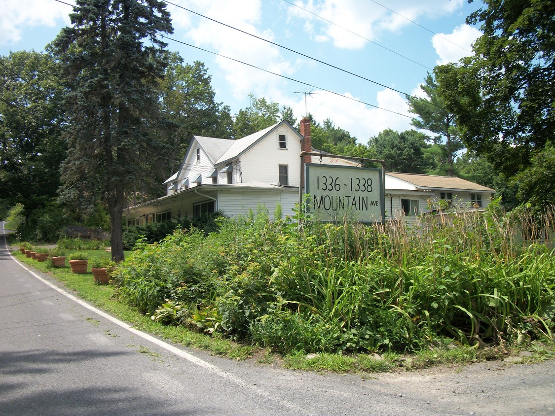 Foto del edificio - 1336-1338 Mountain Ave
