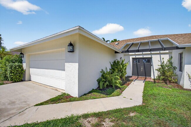 Foto del edificio - 1202 Essex Dr