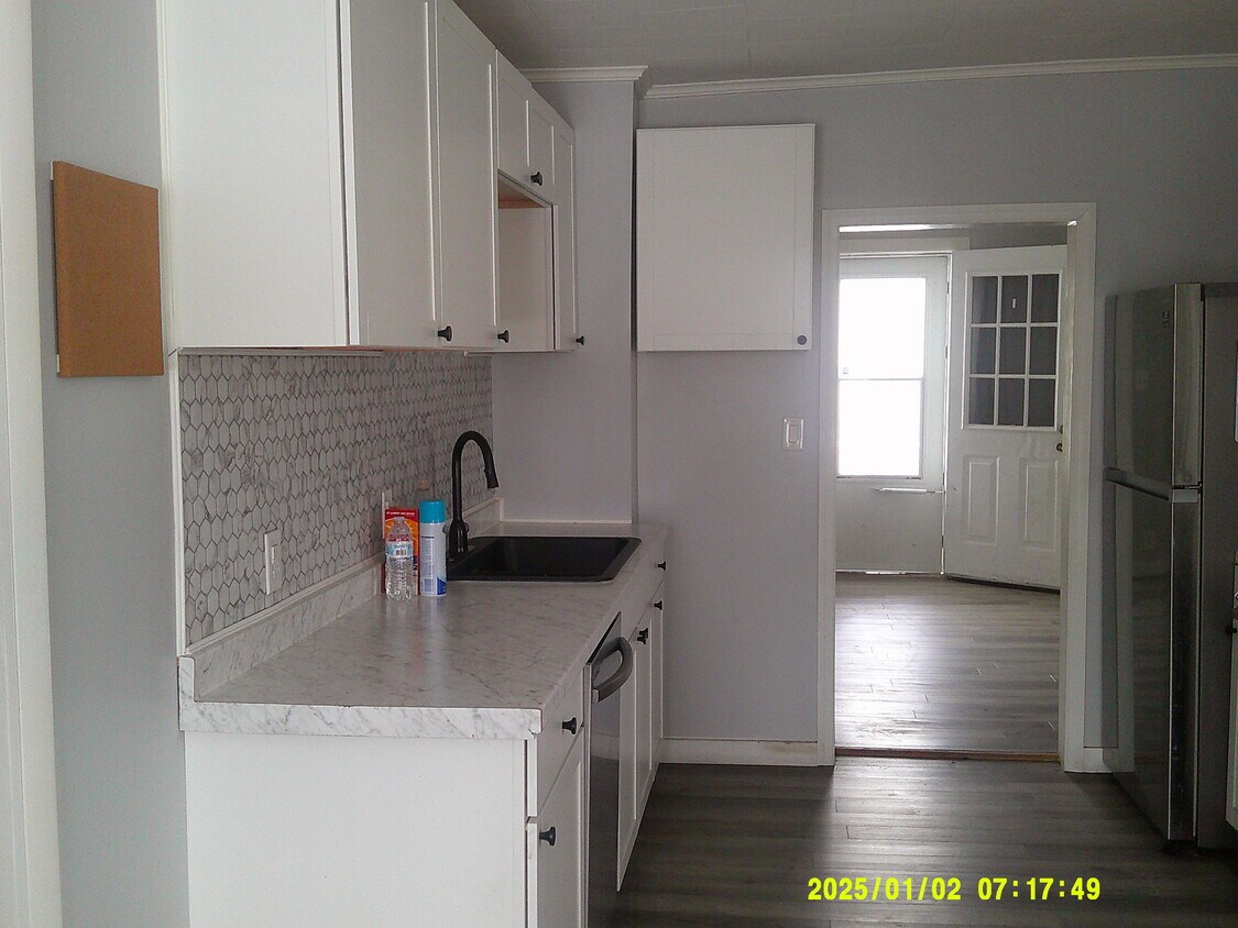Foto del edificio - 408 W Willett St