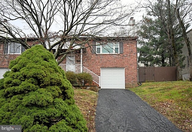 Building Photo - 28 Lacey Ave