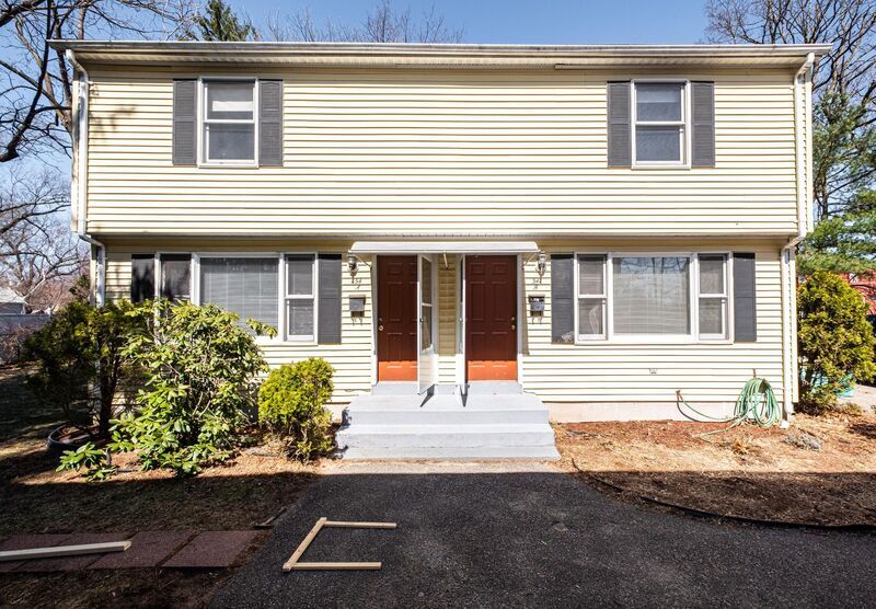 Primary Photo - 54 Price St