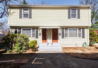 Building Photo - 54 Price St