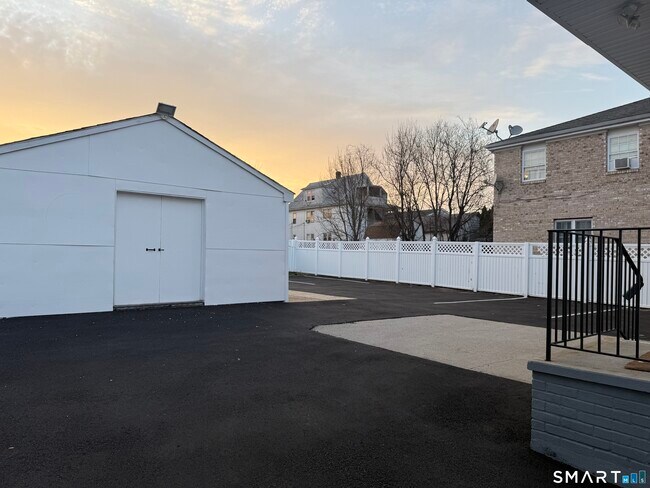 Foto del edificio - 85 Avery St