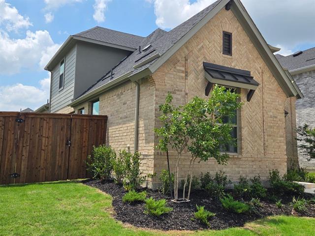 Building Photo - 3141 Casablanca St