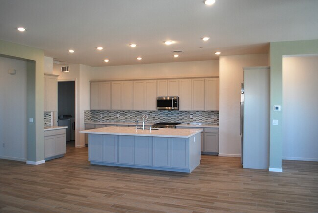 Foto del edificio - 12444 Primrose Grove Ln