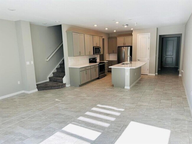 Foto del edificio - 4434 Appleton Circle East Apt #2A, Oakland...
