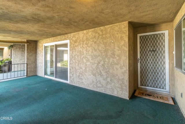 Foto del edificio - 630 W Huntington Dr