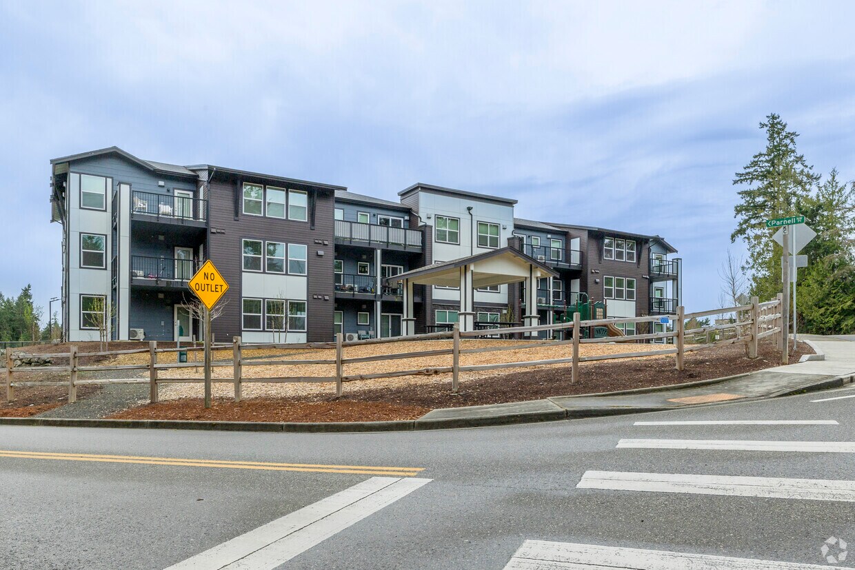 Foto del edificio - The Landing at College Marketplace