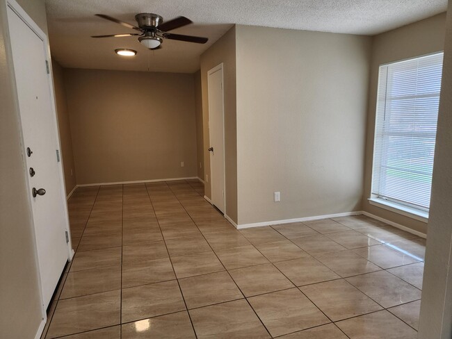 Foto del edificio - 5420 Middle Fiskville Rd