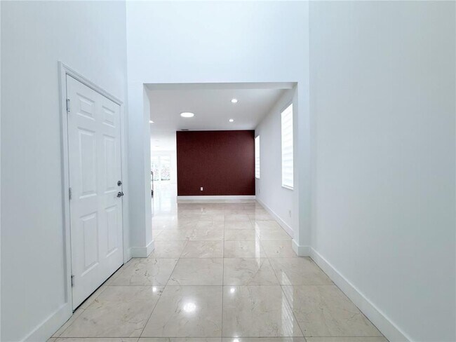 Foto del edificio - 10423 NW 70th Ln