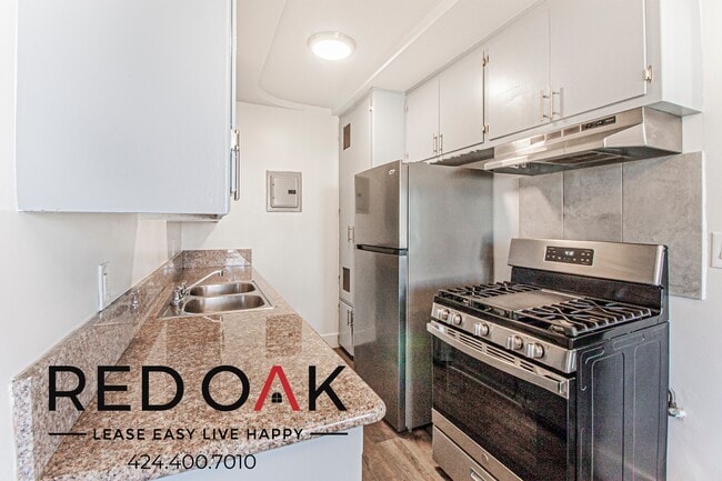 Foto del edificio - 901 Centinela Ave