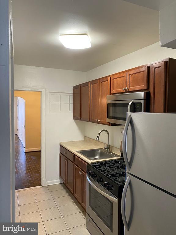 312 34th St SE Unit 2, Washington, DC 20019 - Room for Rent in ...