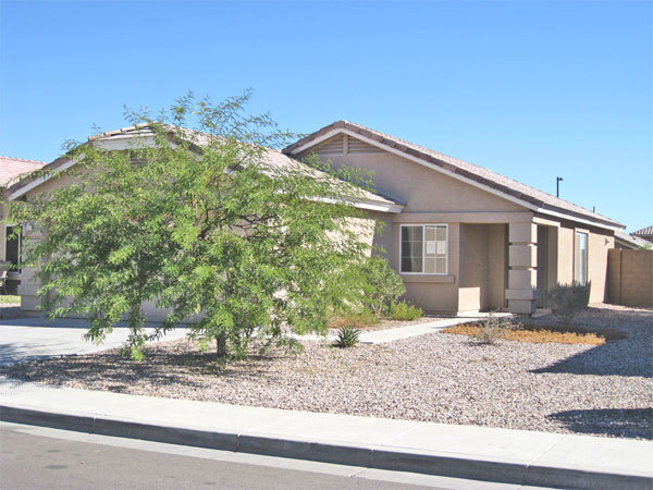 Foto principal - LOVELY 3BED, 2BATH HOME LOCATED NEAR I-10 ...