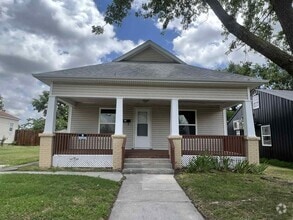 Building Photo - 2215 S Empire Ave