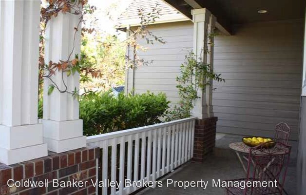Building Photo - 5 br, 2.5 bath House - 4318 SW Agate Ave