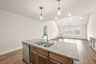 Building Photo - 15703 Monkey Rock Dr