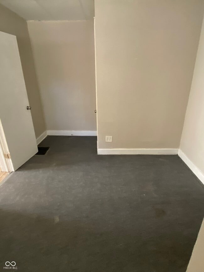 Building Photo - 520 N Moreland Ave