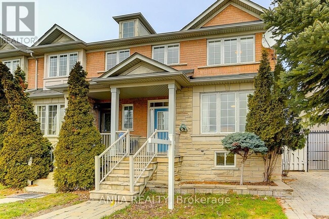 Building Photo - 230 Bantry Ave