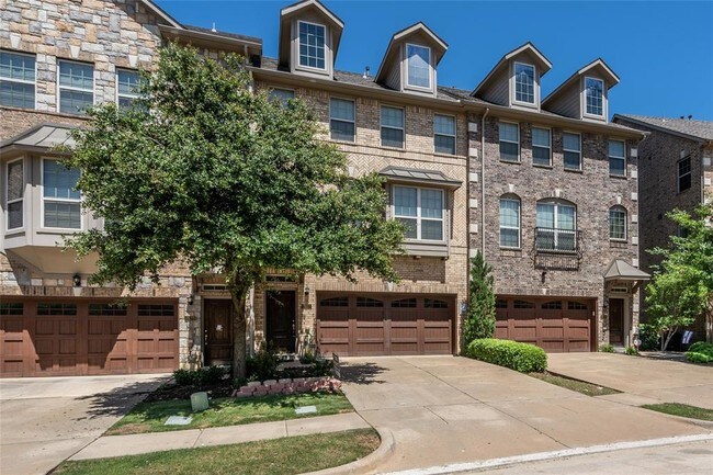 Foto del edificio - 7827 Liverpool Ln
